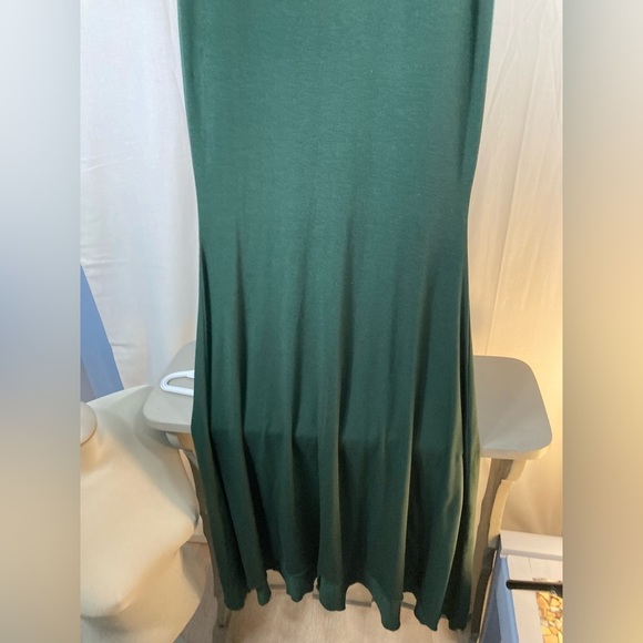 Gorgeous long, stretchy maternity photoshoot gown size small - Picture 4 of 12